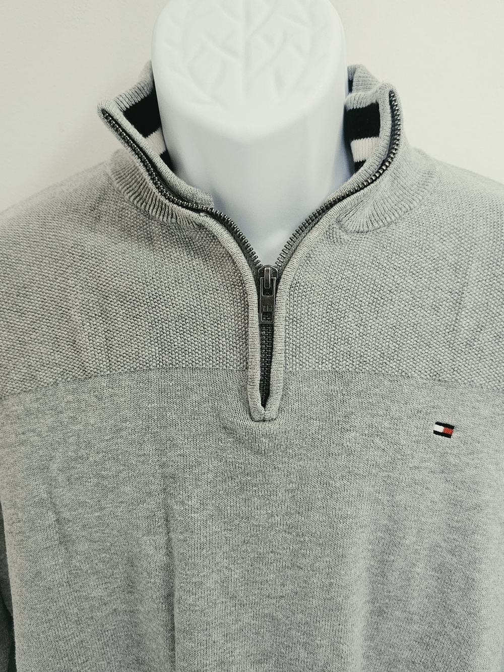 Men's Tommy Hilfiger Grey Half-Zip Quarter-Zip Mock Neck Sweater, Sz L
